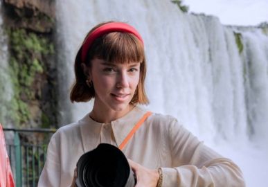 Conheça o estilo de Solange Duprat, papel de Alice Wegmann no <i>remake</i> de <i>Vale Tudo</i>