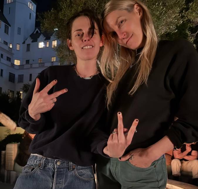 Esposa de Kristen Stewart posta cliques inéditos do casamento e se declara; veja!