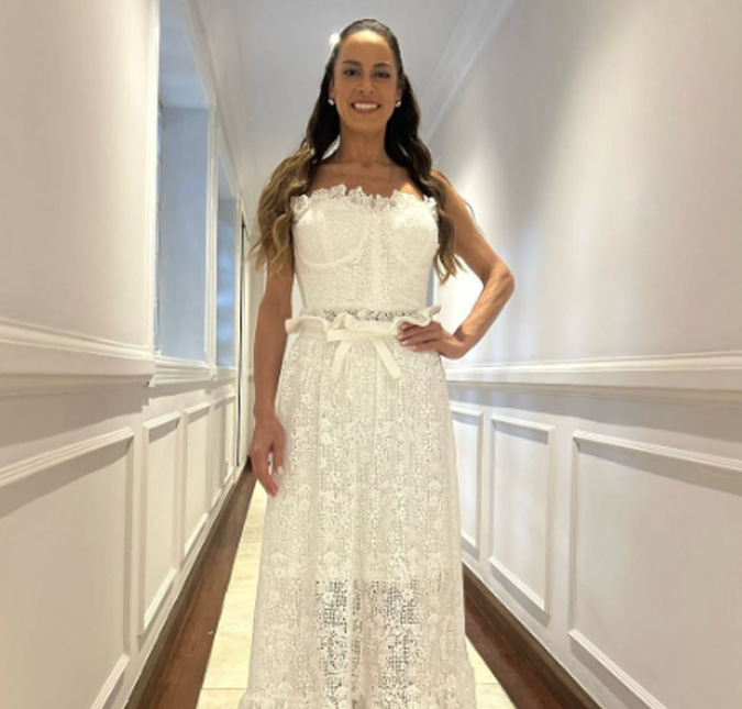 Silvia Abravanel se casa com Gustavo Moura: <i>Casados pela vontade somente dEle!</i>