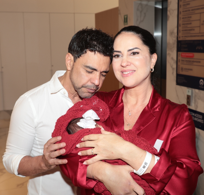 Graciele Lacerda celebra um ano de fertilização, que se transformou na gravidez de Clara: <I>Amor e gratidão!</I>