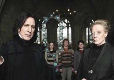 Vão deixar saudade! Relembre os atores da saga <i>Harry Potter</i> que já morreram na vida real