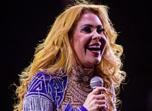 Joelma cancela participação no <i>show</i> de 60 anos da <i>TV Globo</i> após orientação médica