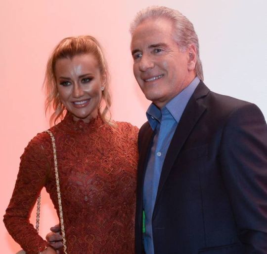 No dia da renovação de votos, relembre como foi o casamento de Ana Paula Siebert com Roberto Justus. Confira!