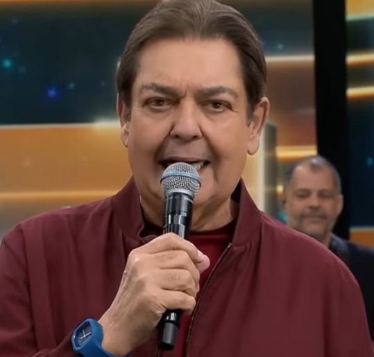 Fim de programa, transplantes, internações... Relembre tudo o que Faustão fez desde que saiu da <i>Globo</i>