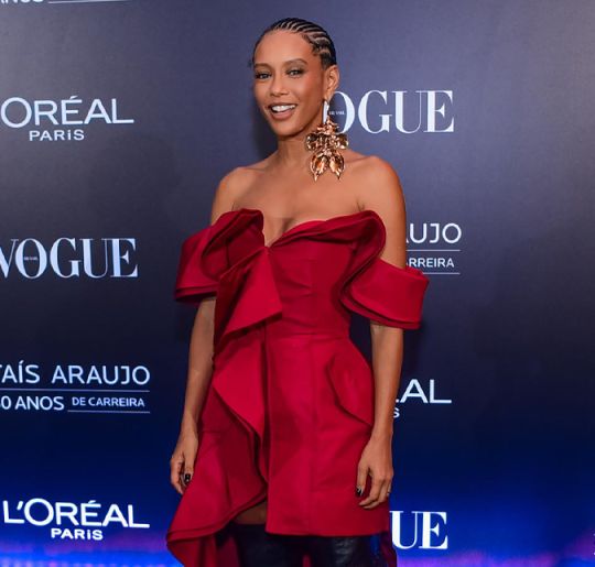 Taís Araujo comemora 30 anos de carreira com festa no Rio de Janeiro