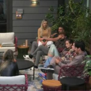 Discussão por comida e conversas sobre votos... Veja o que aconteceu nesta madrugada no <i>Power Couple Brasil</i>