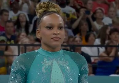 Ela é a maior que temos! Relembre as medalhas de ouro que Rebeca Andrade já ganhou ao longo da carreira