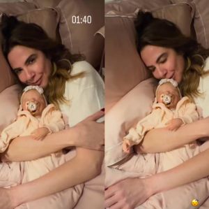 Após assistir parto simulado, Luciana Gimenez aparece dormindo abraçada com bebê <i>reborn</i>