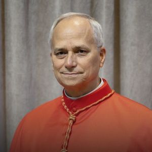 Norte-americano Robert Francis Prevost é eleito novo papa e escolhe o nome Leão XIV