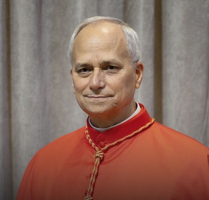 Norte-americano Robert Francis Prevost é eleito novo papa e escolhe o nome Leão XIV