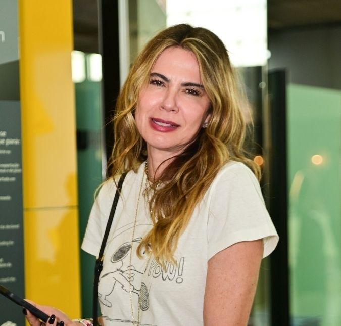 Luciana Gimenez fala sobre complicações após cirurgia: - <i>Minha voz ainda não voltou</i>