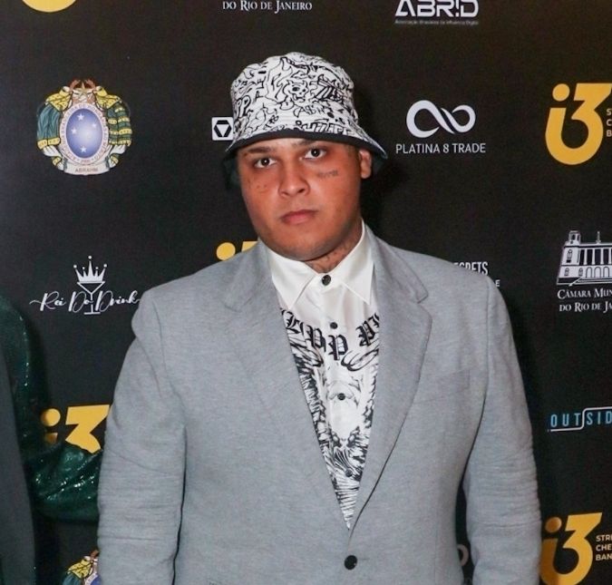 MC Ryan SP se envolve em confusão e é detido após manobra radical com carro, entenda