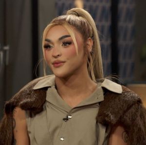 Pabllo Vittar revela diagnóstico de bronquite asmática e comenta críticas sobre abrir <i>show</i> de Lady Gaga