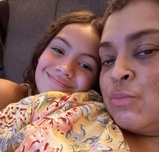 Após alta hospitalar, Preta Gil curte companhia da neta, Sol de Maria: <i>Dengo da vó</i>. Veja o que sabemos sobre a recuperação da cantora desde a cirurgia