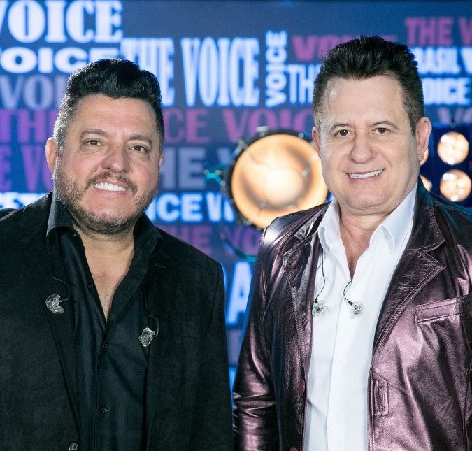 Marrone cai do palco durante <i>show</i> e Bruno atualiza estado de saúde: <i>Está tudo certo</i>