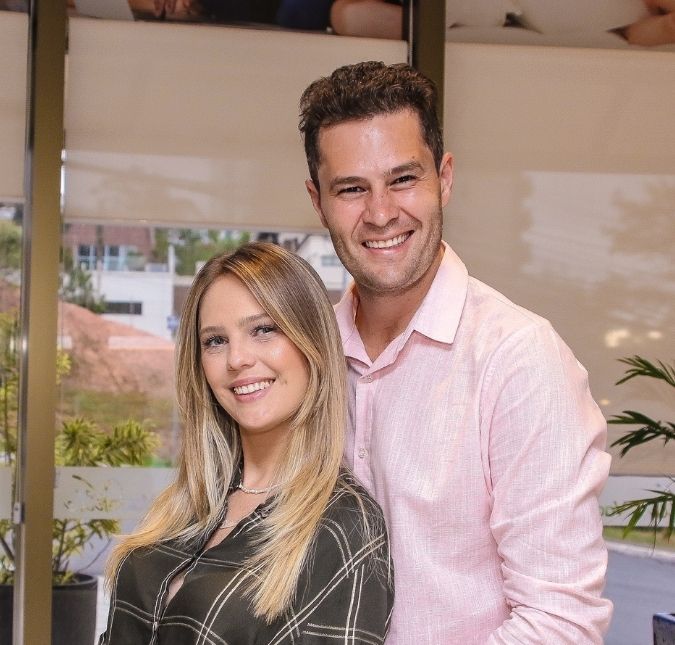 Pedro Leonardo comemora 14 anos de idade da filha sem a presença da família