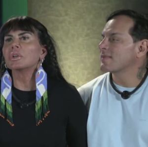 Esdras não aposta em Gretchen e Carol discute com Ana Paula. Veja tudo que rolou na madrugada do <i>Power Couple Brasil</i>