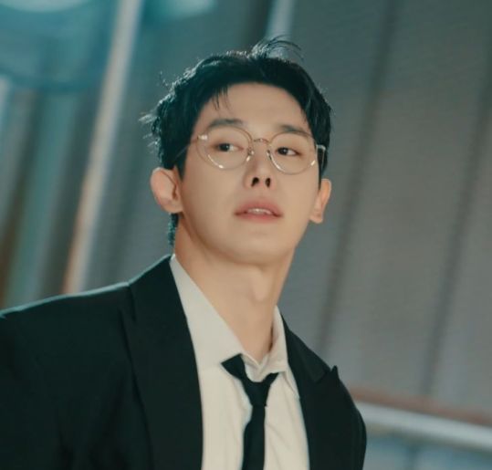 WONHO anuncia <i>show</i> em São Paulo como parte da turnê <i>STAY AWAKE</i>. Veja os artistas asiáticos que vêm ao Brasil em 2025
