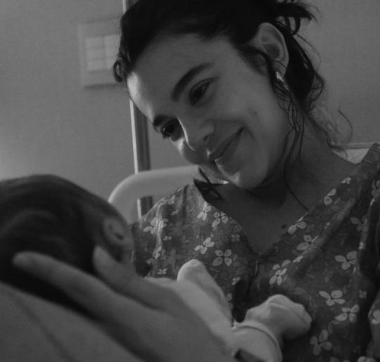 Mãe da Nara! Veja às vezes que Manu Gavassi falou sobre a maternidade