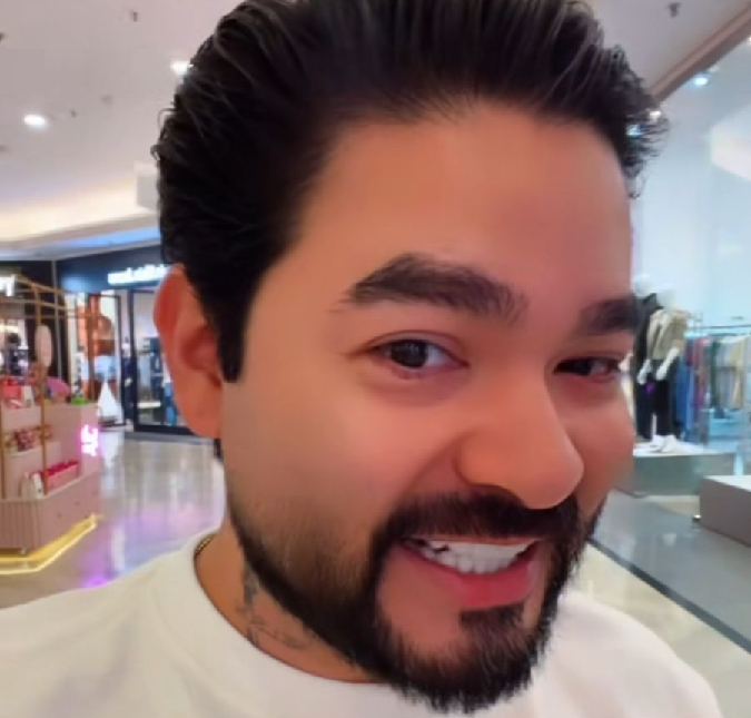 Yudi Tamashiro revela que o filho nasceu pequeno e as roupas não servem: <i>Fica tudo gigante</i>