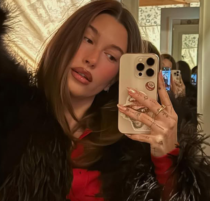 Hailey Bieber abre o coração e fala pela primeira vez sobre especulações sobre o seu casamento: <i>É uma loucura</i>
