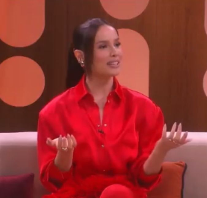 Juliette se emociona com estreia no <i>Saia Justa</i>: - <i>Estou onde eu queria estar</i>
