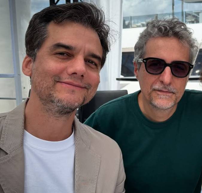 É sucesso! Wagner Moura e Kleber Mendonça Filho recebem prêmios em Cannes por <I>O Agente Secreto</i>