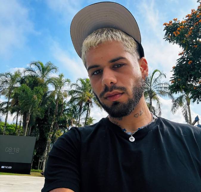 Após separação, Zé Felipe procura casa no mesmo condomínio de Virginia para morar sozinho, afirma portal