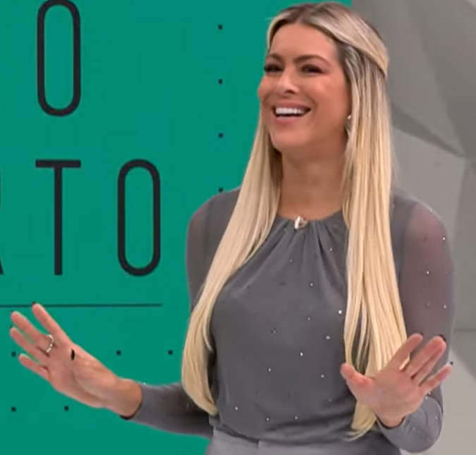 Renata Fan se diverte com Ronaldo Giovanelli citando Odete Roitman no <i>Jogo Aberto</i>, da <i>Band</i>