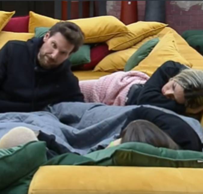 Casais discutem estratégias durante noite no <i>Power Couple Brasil</i>