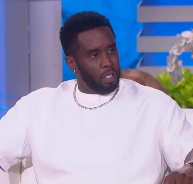 Juíz dispensa um dos jurados do julgamento de Diddy Combs em Manhattan, nos Estados Unidos; saiba o motivo
