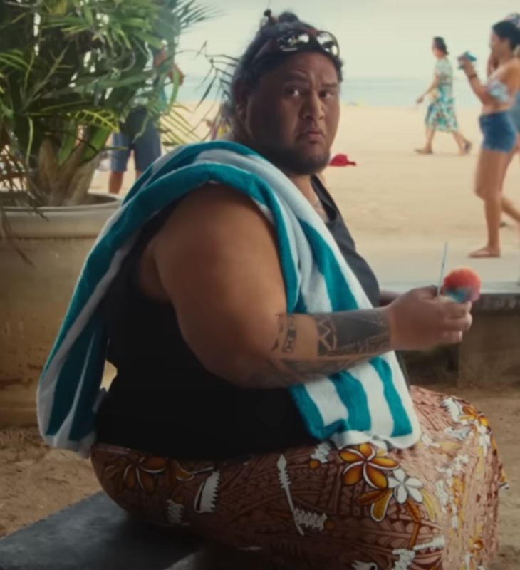 David Hekili Kenui Bell, ator de <i>Lilo & Stitch</i>, morre semanas após estreia do filme. Veja quem são os famosos que nos deixaram em 2025