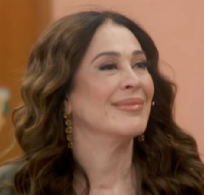 Claudia Raia desabafa sobre menopausa: - <i>É impossível viver</i>