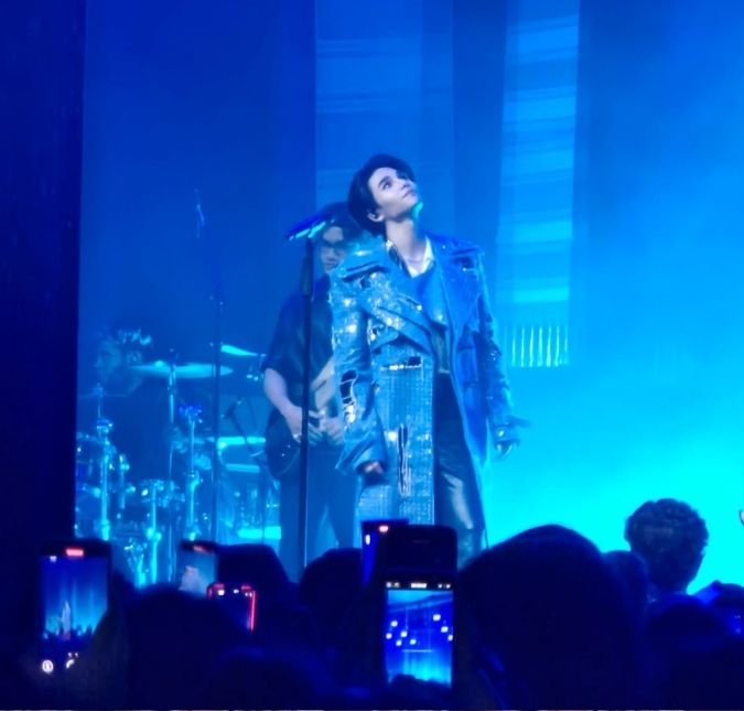 Jeff Satur canta Ivete Sangalo em <i>show</i> memorável que marca seu retorno ao Brasil
