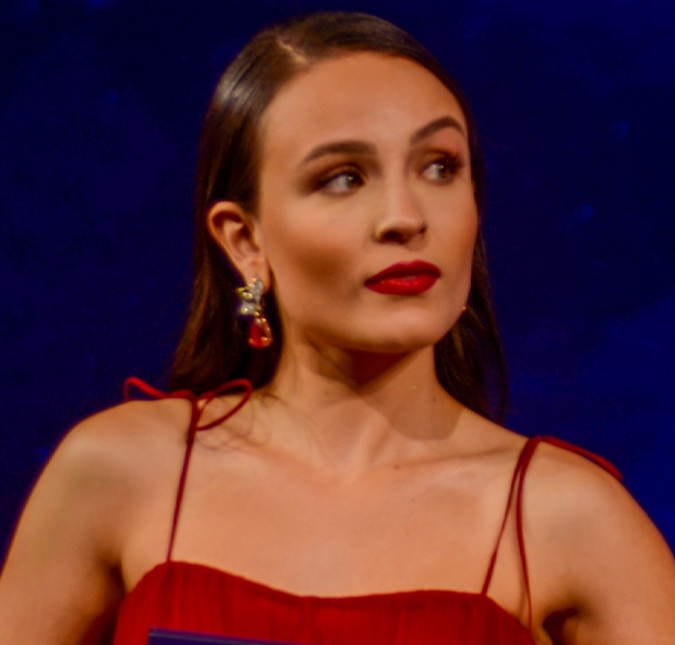Larissa Manoela rebate críticas sobre sua atuação: <i>Atura ou surta</i>