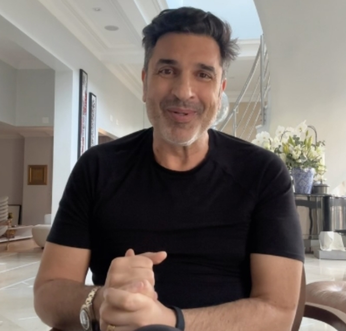 Edu Guedes celebra alta antecipada e desabafa: <i>Foram quatro cirurgias em 15 dias</I>