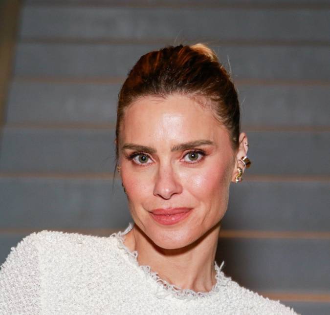 Carolina Dieckmmann nega rumores de briga com Gominho: <i>Estamos conectados</i>