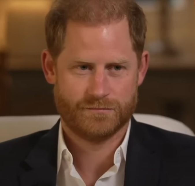 Príncipe Harry se pronuncia após ser absolvido de acusações de assédio e <i>bullying</i>