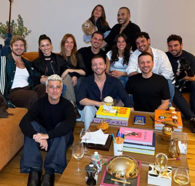 Bruna Marquezine reúne Juliette Freire, Giovanna Ewbank, Bruno Gagliasso e mais amigos em pré-festa de aniversário
