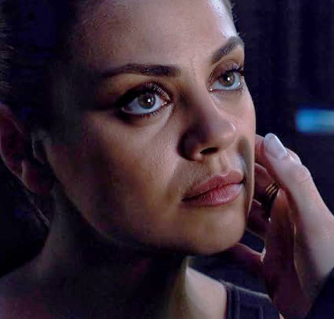 Mila Kunis tem olhos de cores diferentes? Conheça os famosos com heterocromia