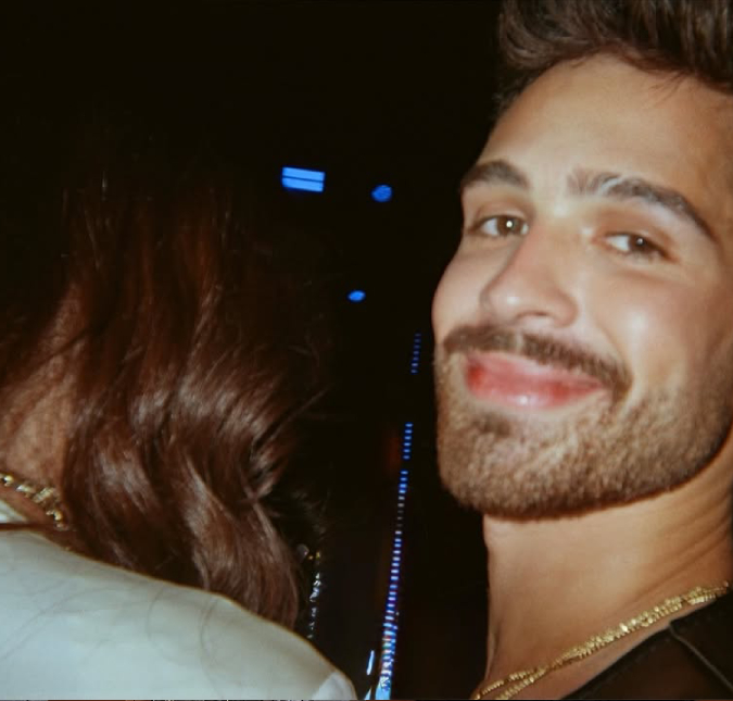 João Guilherme compartilha registros do aniversário de Bruna Marquezine e ganha curtida da atriz