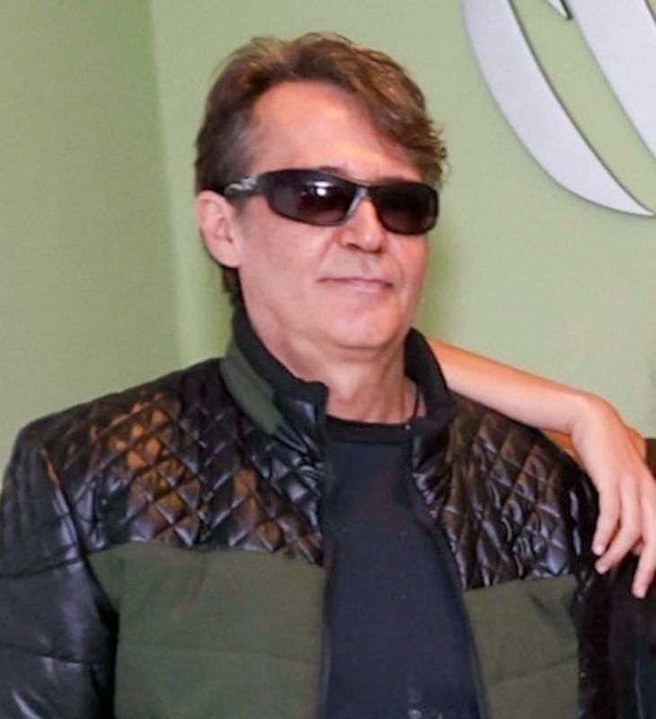 Rogério Meanda, guitarrista da banda <I>Blitz</i>, morre aos 61 anos de idade. Veja quem são os famosos que nos deixaram em 2025