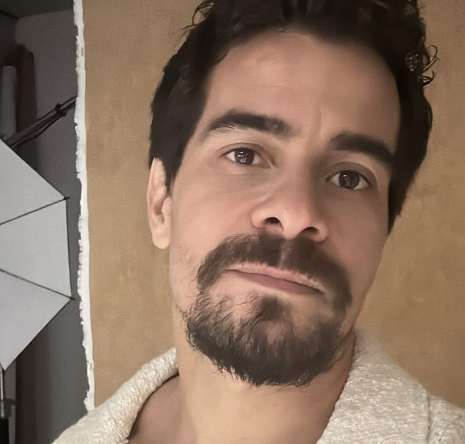 Após doença pulmonar, Thiago Martins retorna aos treinos e comemora: <i>Depois de 42 dias voltei</i>