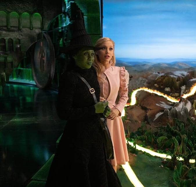 Novo <i>teaser</i> de <i>Wicked</i> traz cenas inéditas na saga de Elphaba e Glinda