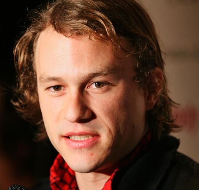 Filha de Heath Ledger faz rara aparição durante compras em Nova York, Estados Unidos