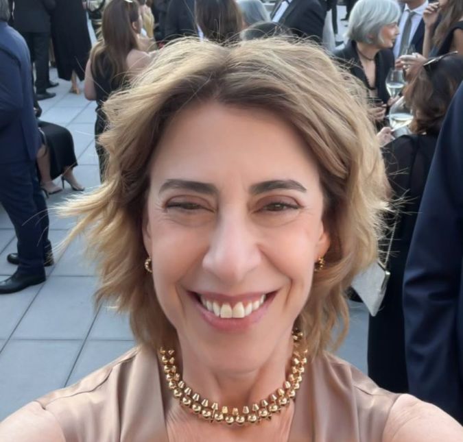 Fernanda Torres se despede do Festival Internacional de Cinema de Veneza