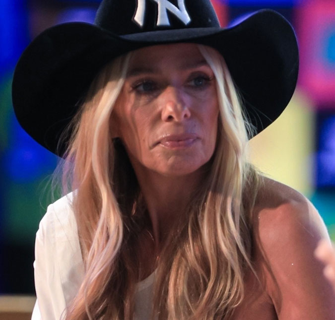 Momento fã! Adriane Galisteu tieta Lionel Richie: <i>Zerei o game</i>