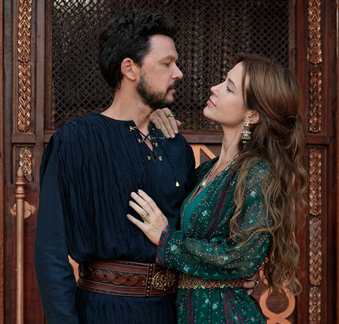 Guilherme Berenguer e Juliana Didone revivem parceria romântica em <i>A Vida de Jó</i>