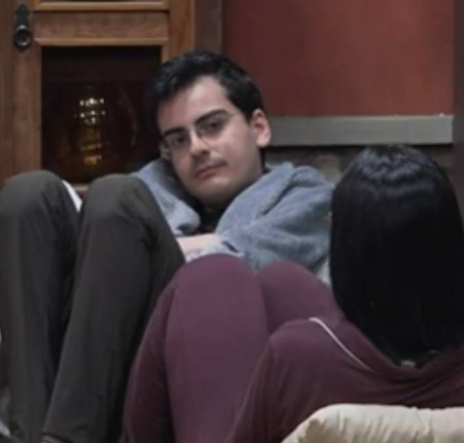 Briga por cama, conversas sobre o jogo... Veja o que aconteceu em A Fazenda Os participantes do reality show analisaram a competição