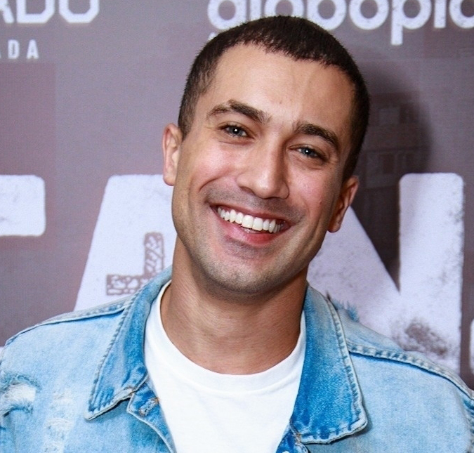 Ricardo Vianna, noivo de Lexa, nega briga com a sogra e se declara: <i>Te amo demais</i>